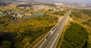 灌陽(yáng)至鳳凰高速公路